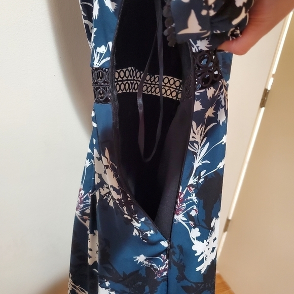 Sam Edelman V-Neck Knit Trim Print Dress NWOT - Picture 12 of 14